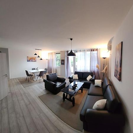 City Center Apt Wfree P Skopie Exterior foto