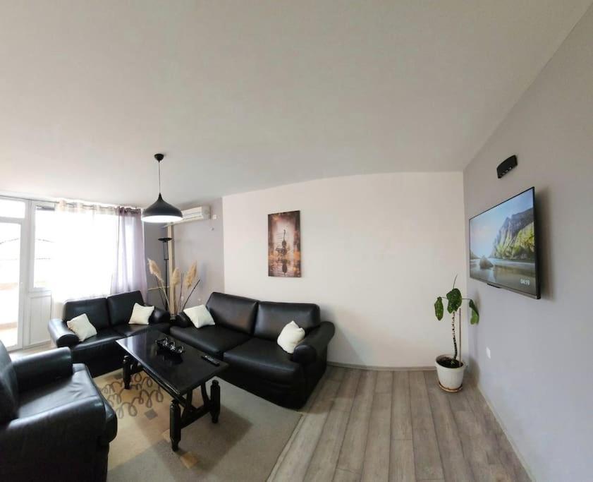 City Center Apt Wfree P Skopie Exterior foto