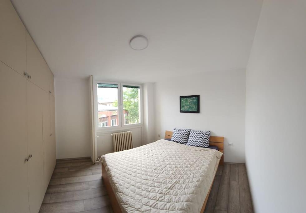 City Center Apt Wfree P Skopie Exterior foto