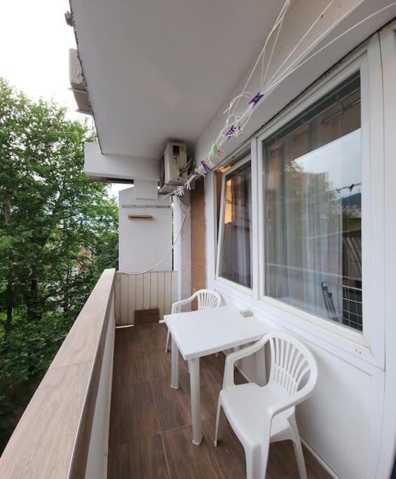 City Center Apt Wfree P Skopie Exterior foto